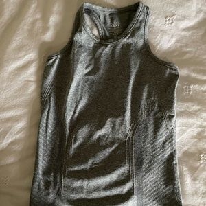 Athleta Girl NWOT Power Up Tank top M 8/10